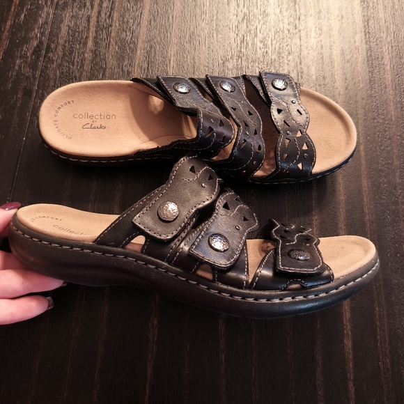 Clark's Collection Leather Cut out Velcro Strap Sandals Black Size 8M - Picture 6 of 16